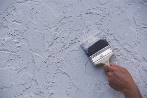  Cómo preparar una pared para papel tapiz líquido.