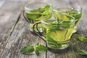  Los beneficios y perjuicios del té con menta.