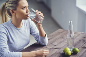  Bolehkah saya minum air selepas makan